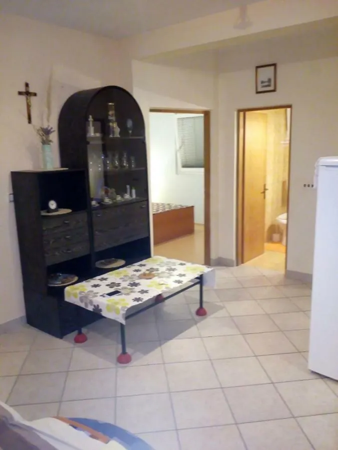 Apartmani Hasnek Διαμέρισμα Vir